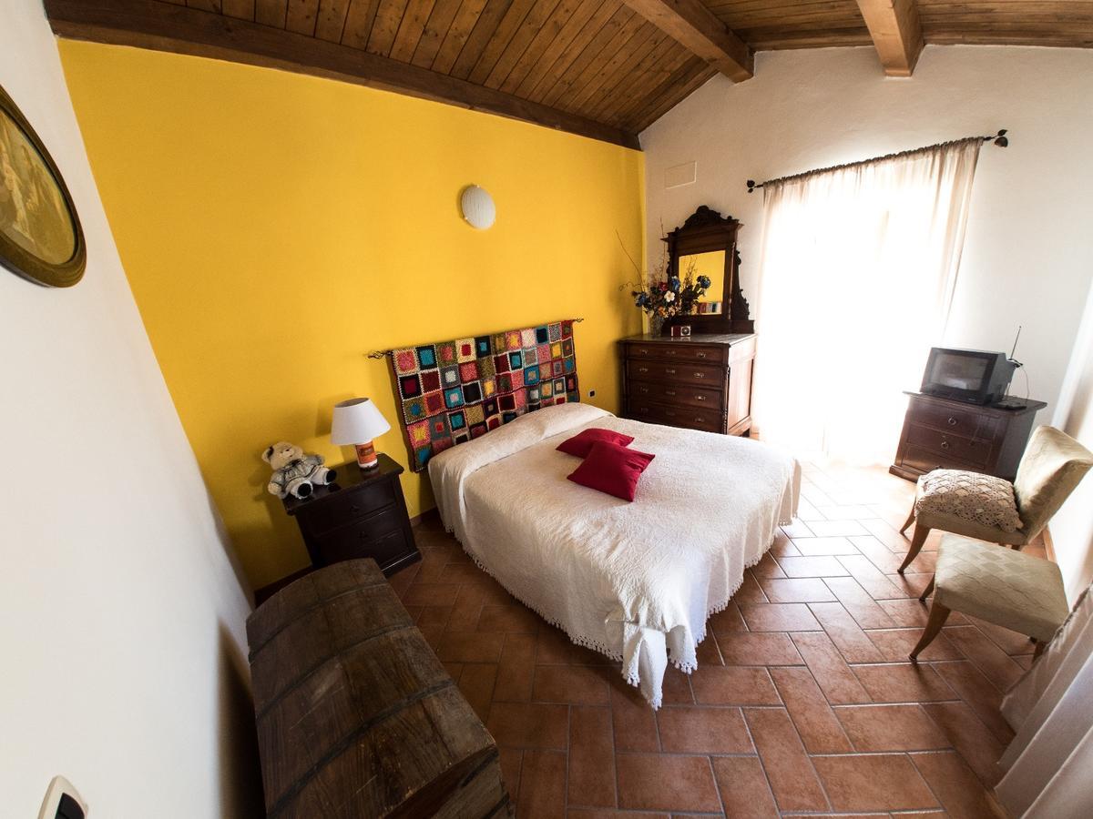 Casa Di Mamma Casa Vacanze Genga  Eksteriør bilde